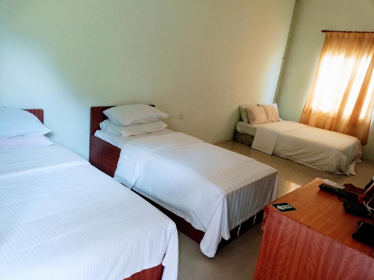 Daisyinn Budget Hotel Kuala Terengganu Кампонг Гонг Бадак Экстерьер фото